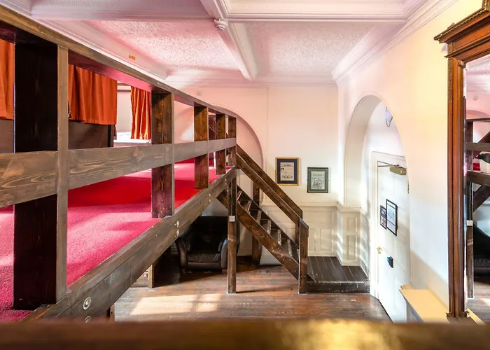 Palmers Lodge Swiss CottageHostel